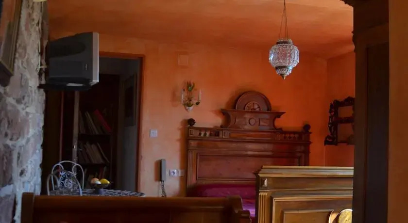 Relais des Marches de lEst - A Lotel