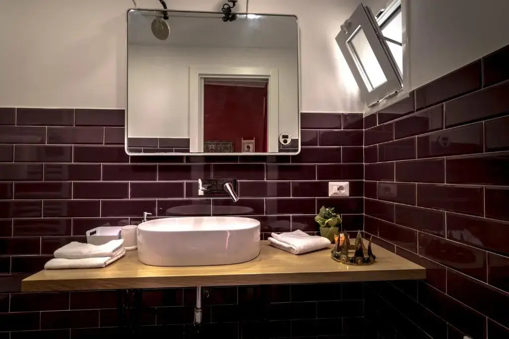 Ad Hoc Rooms