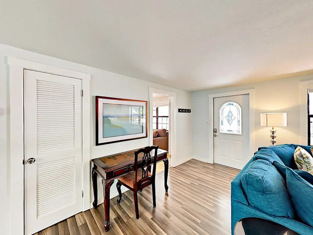 2310 Bradford Street Home