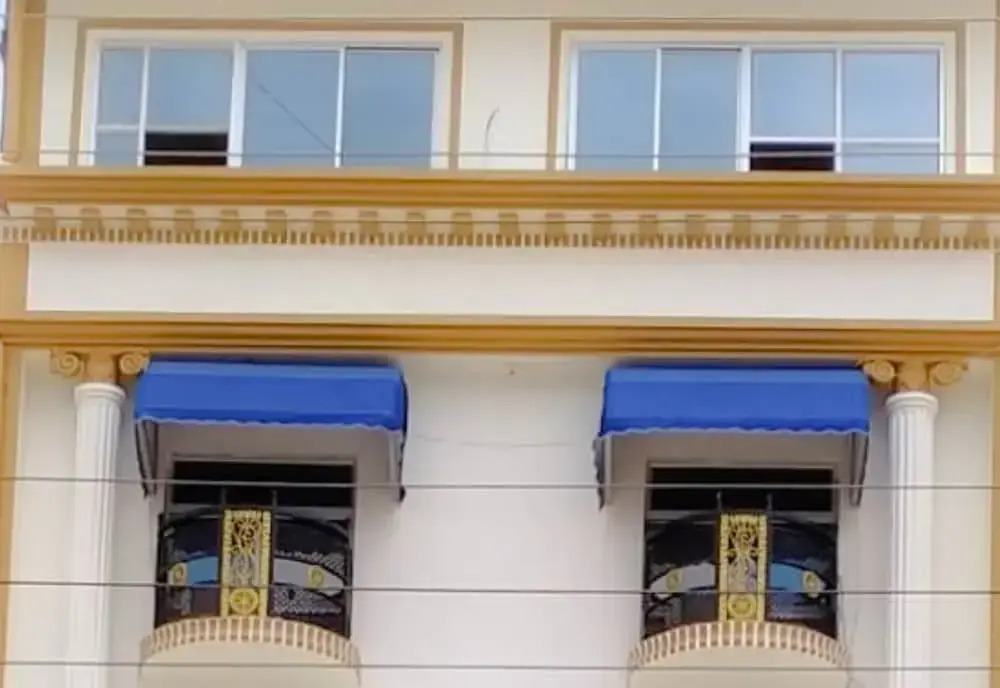 Hotel Tara Tower