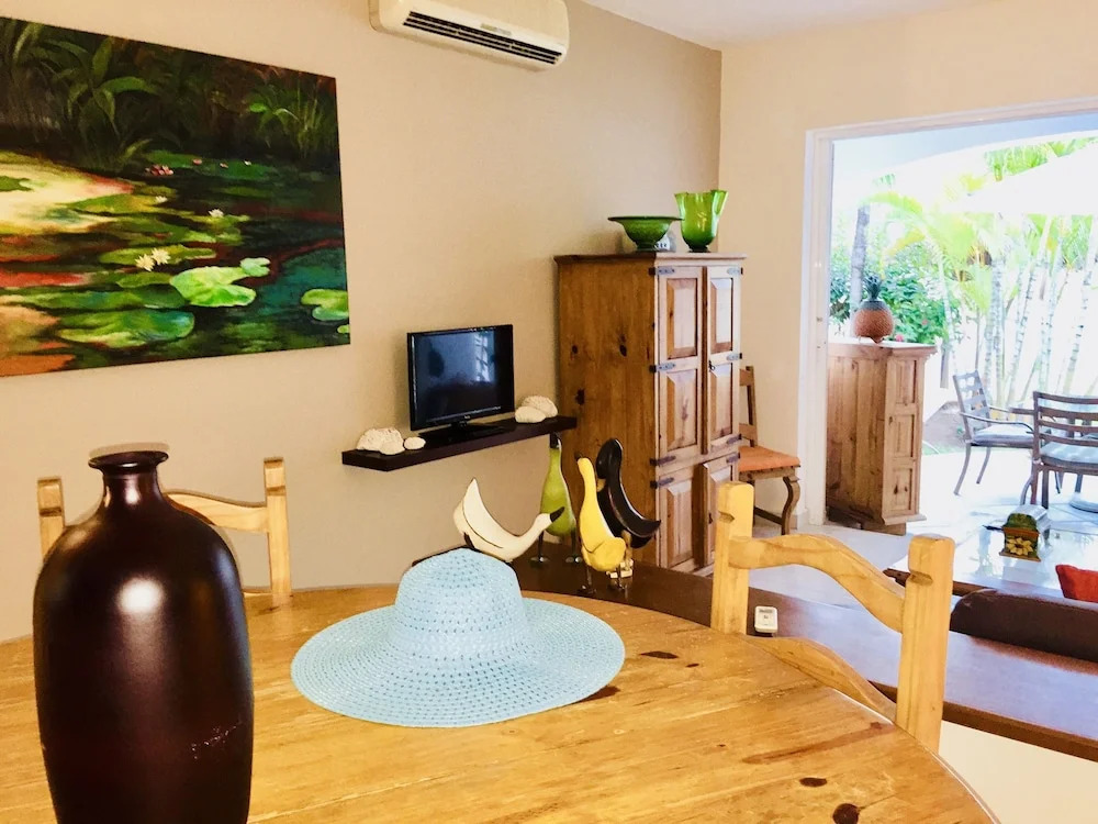 Gorgeous 8 People Economy Villa With Pool Playacar Phase 2