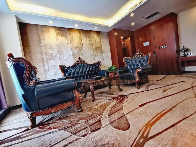 James Joyce Coffetel Golmud Huaxing Plaza Branch