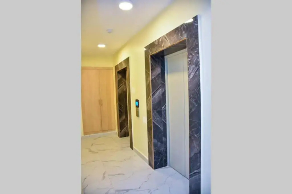 2BR with Balcony, Gym& Pool in Kileleshwa
