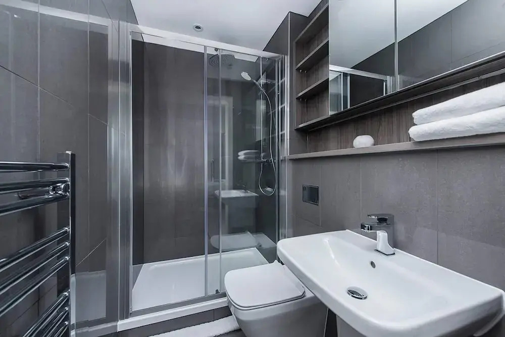 Stunning 2BR Manchester Apartment