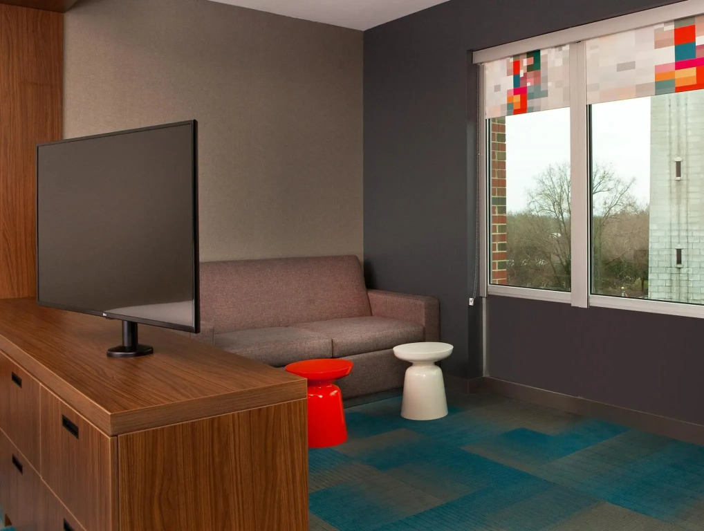 Aloft by Marriott Raleigh
