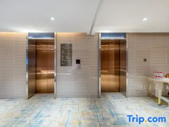 Mehood Lestar Hotel (Yunna University Hospital, City Stadium, Subway Station Branch)