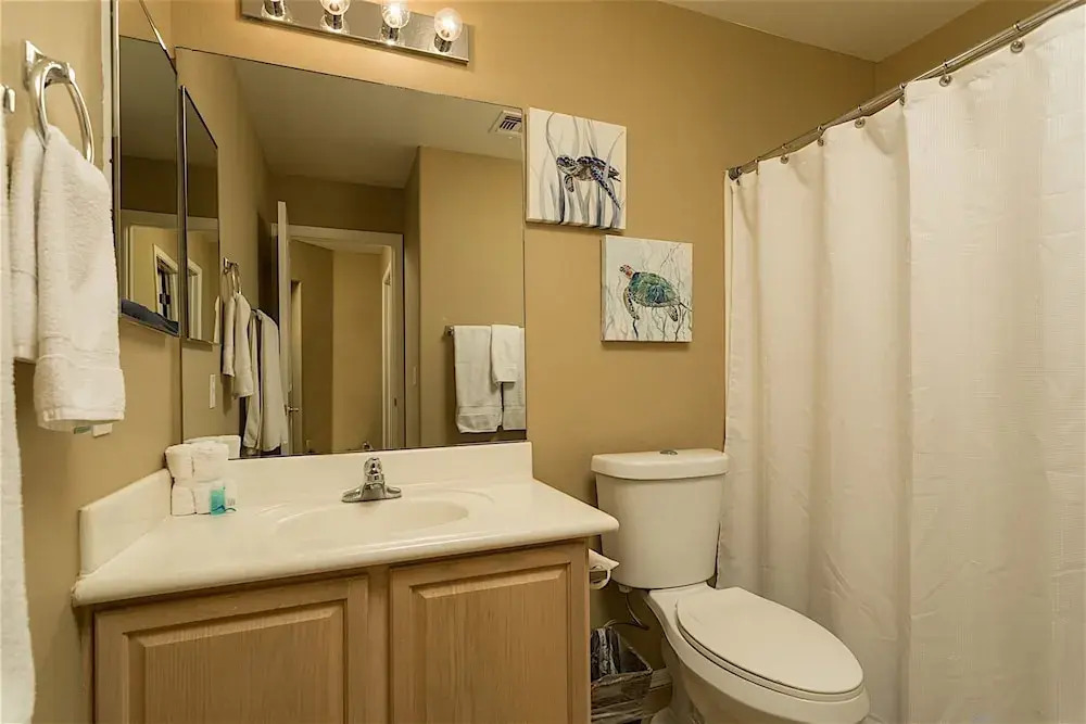 Litchfield Manor BR by Casago