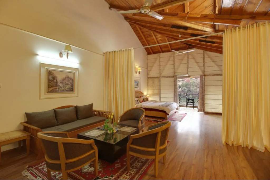 Neelesh Inn - Luxury Lake View Resort with Swimming Pool on Bhimtal Lake