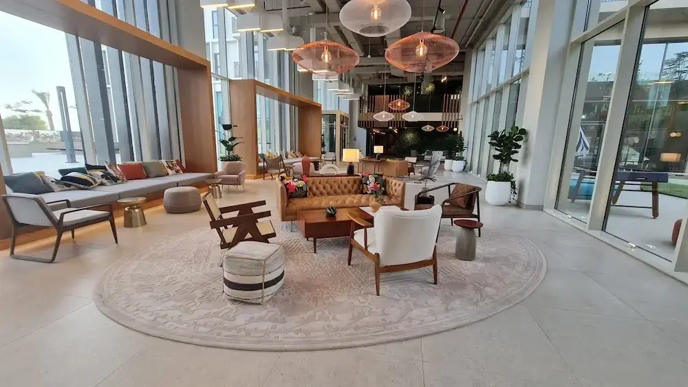 Marco Polo - Stylish Apt with Skyline views, Great Amenities