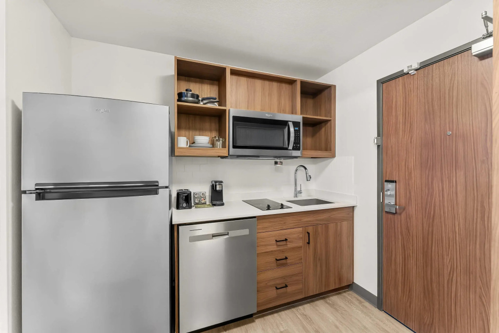 Everhome Suites Somerset - South Brunswick by Choice Hotels
