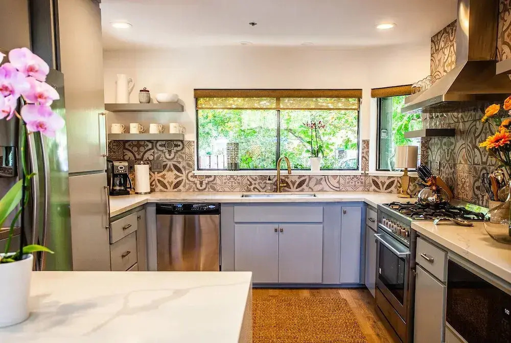 758 Broadway House 4 Bedrooms 2.5 Bathrooms Home