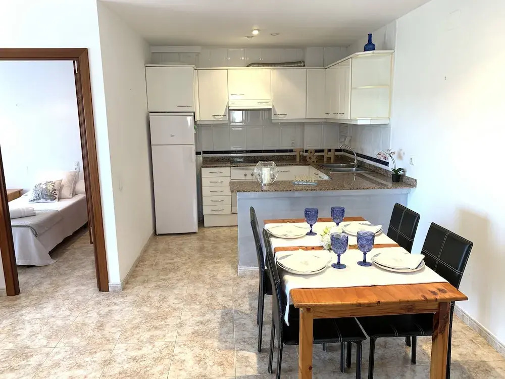 T&H Aventura Park Family Apartment