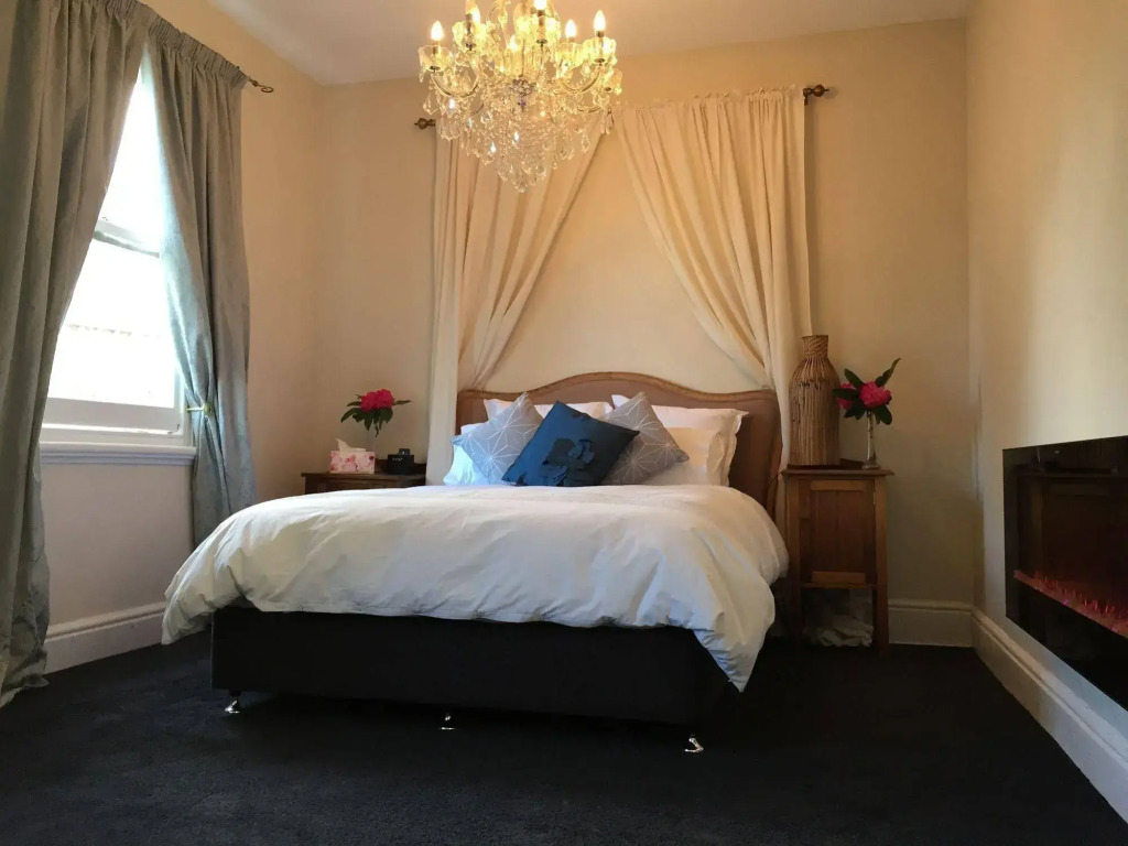 Claremont House
