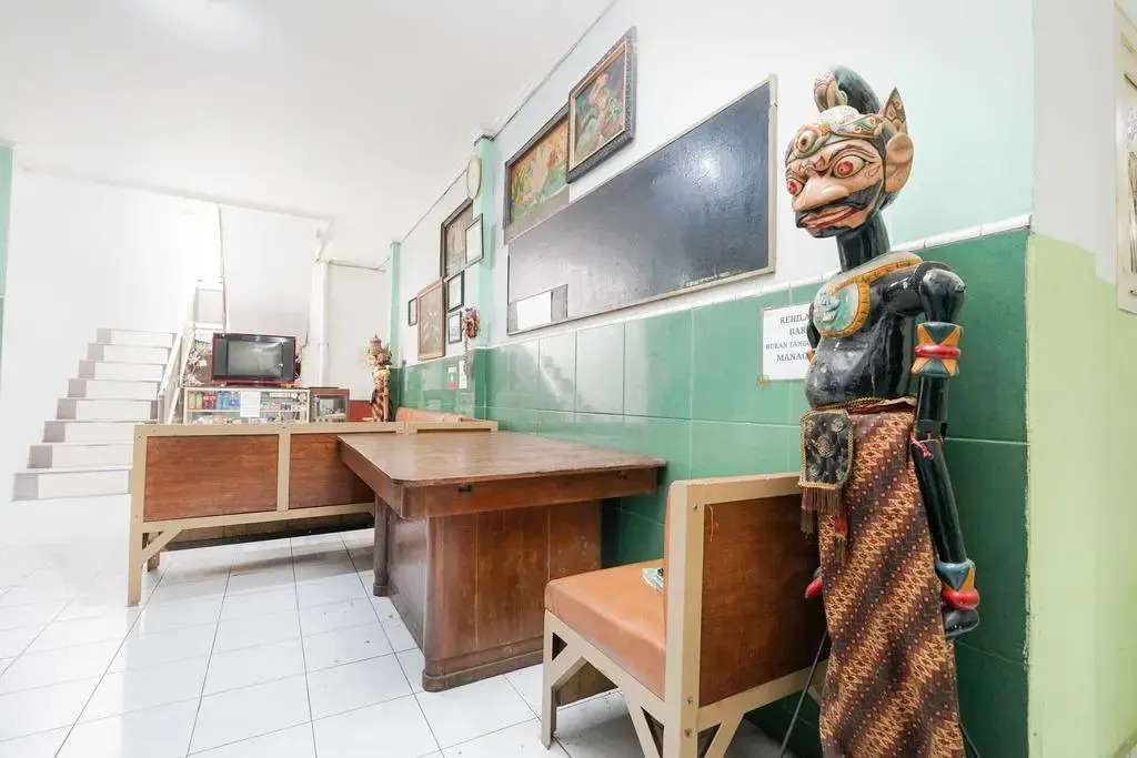 SPOT ON 2054 Hotel Arimbi 3