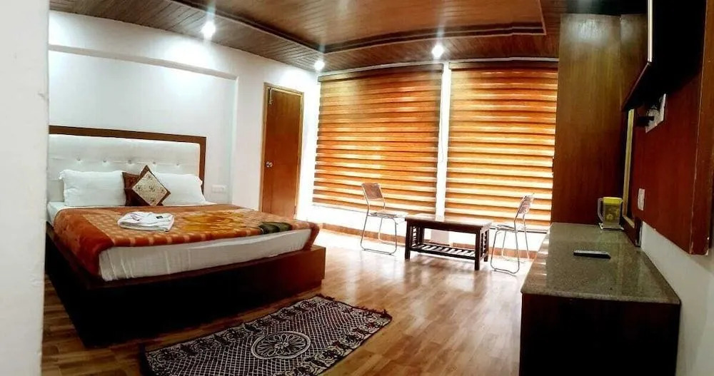Hotel Snow Ark Dalhousie