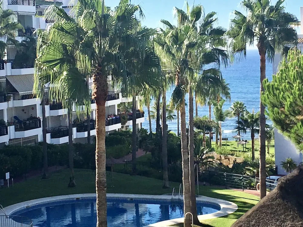 Mi Capricho Beach Apartments