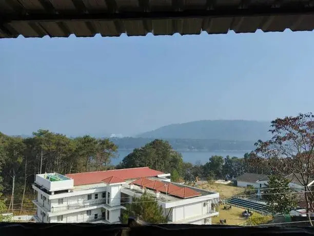 La Nicholas Lake View by Summit Hotels