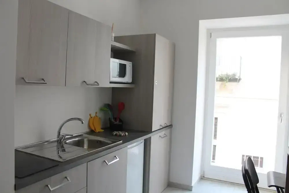 Destefano Central Apartment with Balcony