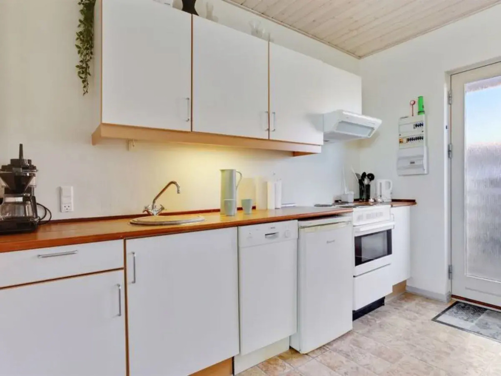 "Lidija" - 300m from the sea in Bornholm