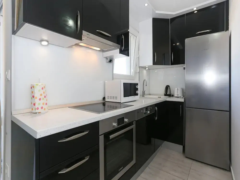 Spacious Villa With 6 Fully Equipped Apartments, Private Heatable Swimming Pool