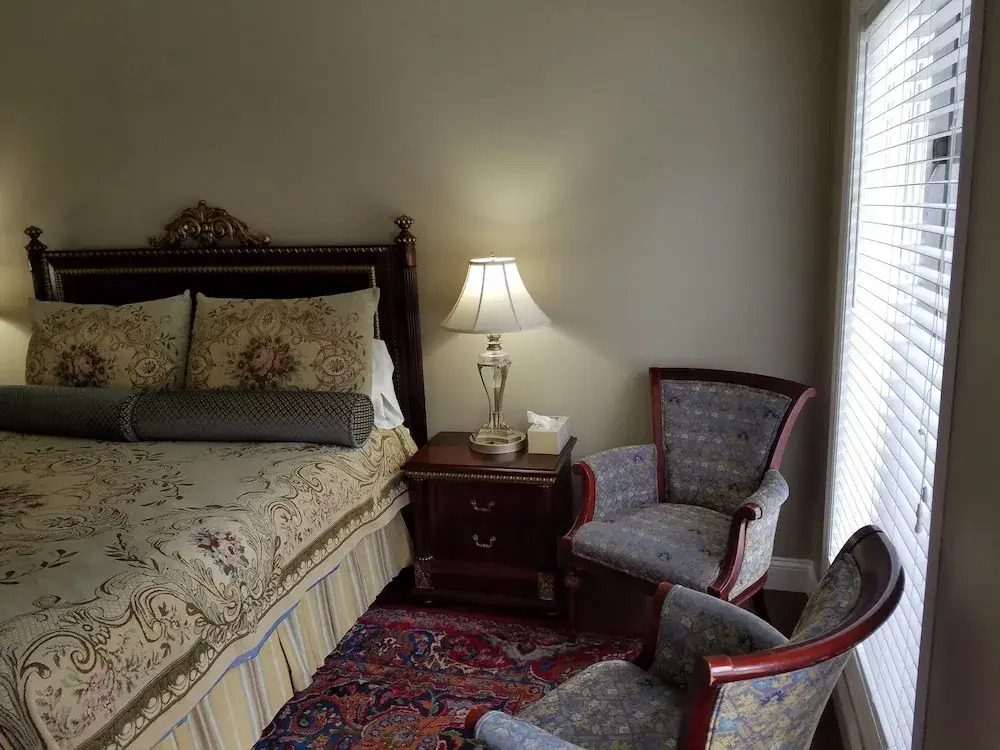 Cameron Estate Inn