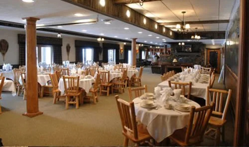 Pine Lakes Lodge