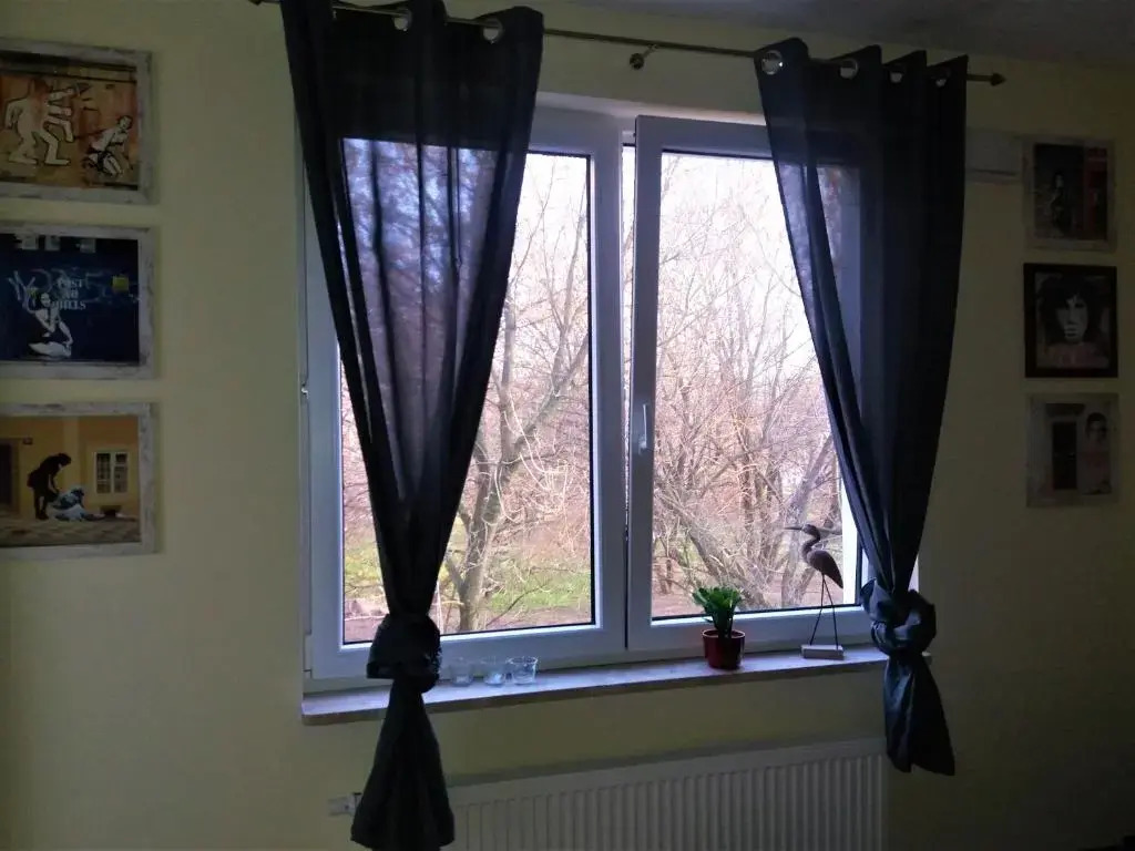 Jugoslowianska "Banksy" Apartment