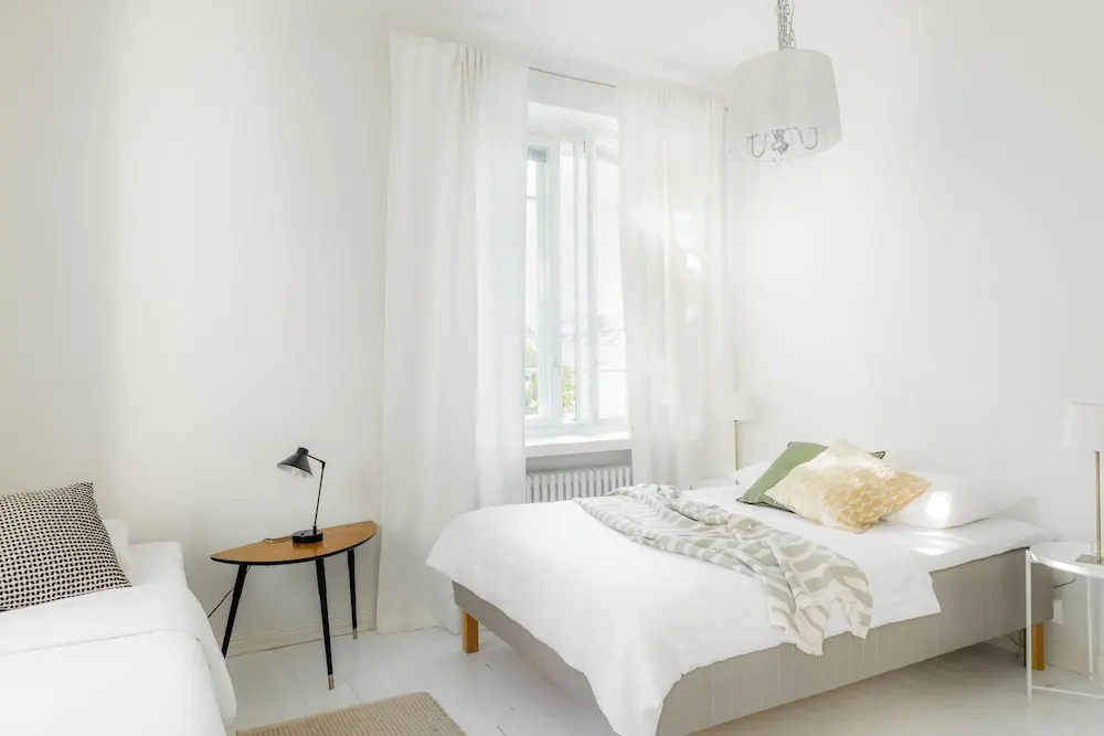 Airy and Bright one-Bedroom apt