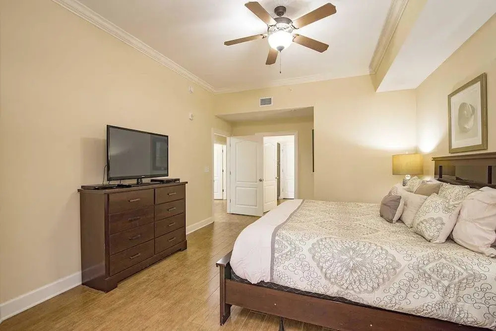 Phoenix West II 1808 3 Bedrooms 4 Bathrooms Condo