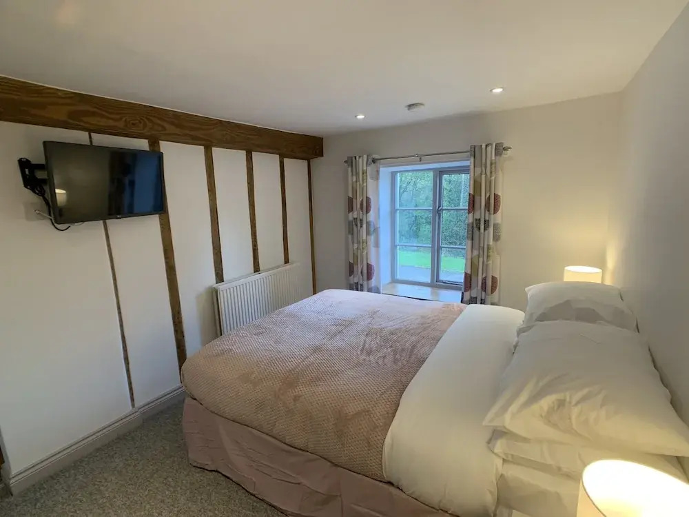 Swan House Tea Room and Bed & Breakfast