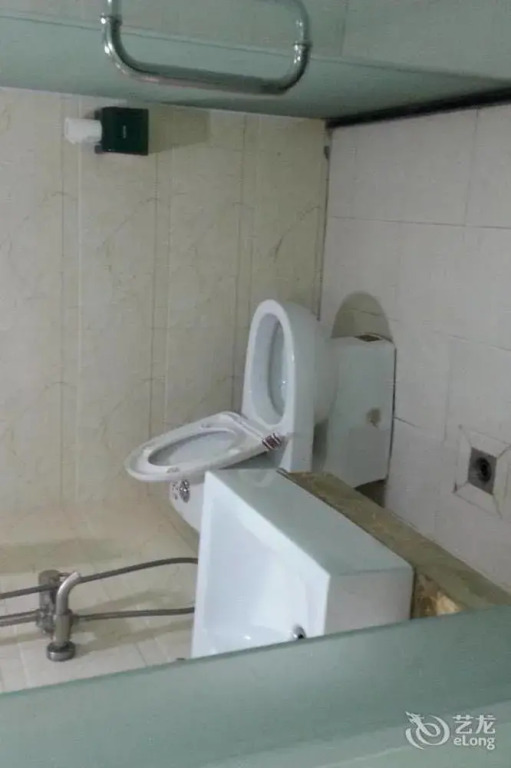 Yaxuan Hotel
