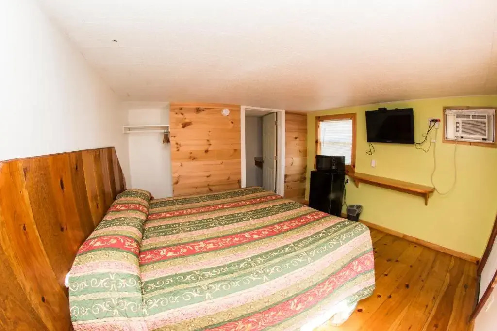 King Hendrick Motel