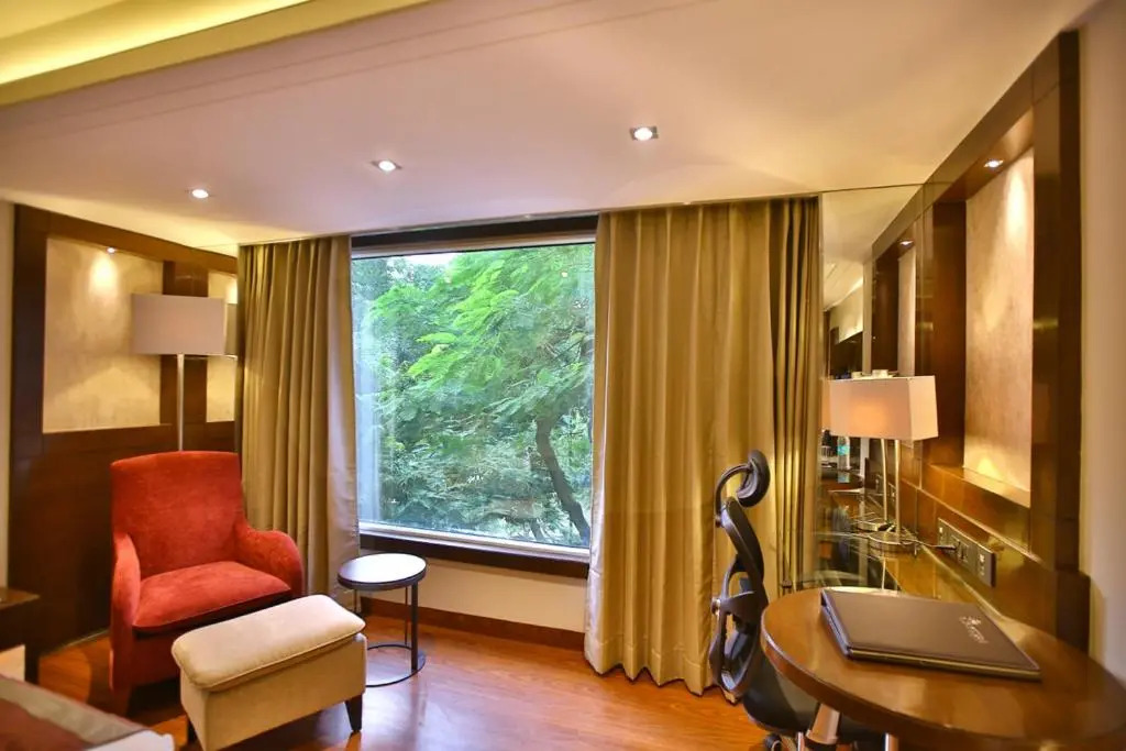 Regenta Central the Crystal Kanpur