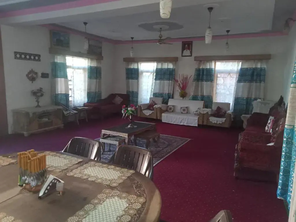 OYO 87696 Grand Inayat