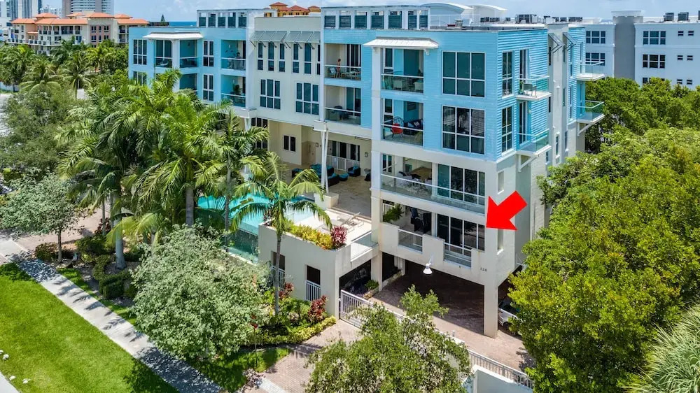 Deerfield Condo Suites by Opus