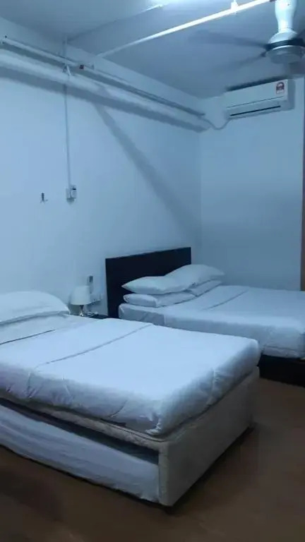 Studio Apartment Suria Jaya