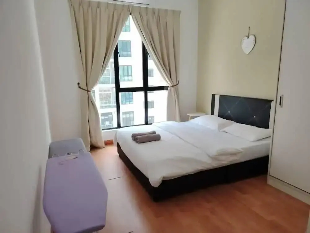 Paradigm Mall Platino 2BR 2FREE By Natol