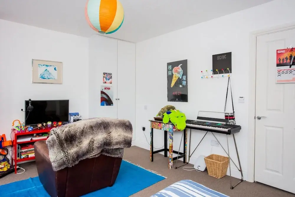Wonderful 4 Bedroom Home In Kensal Rise
