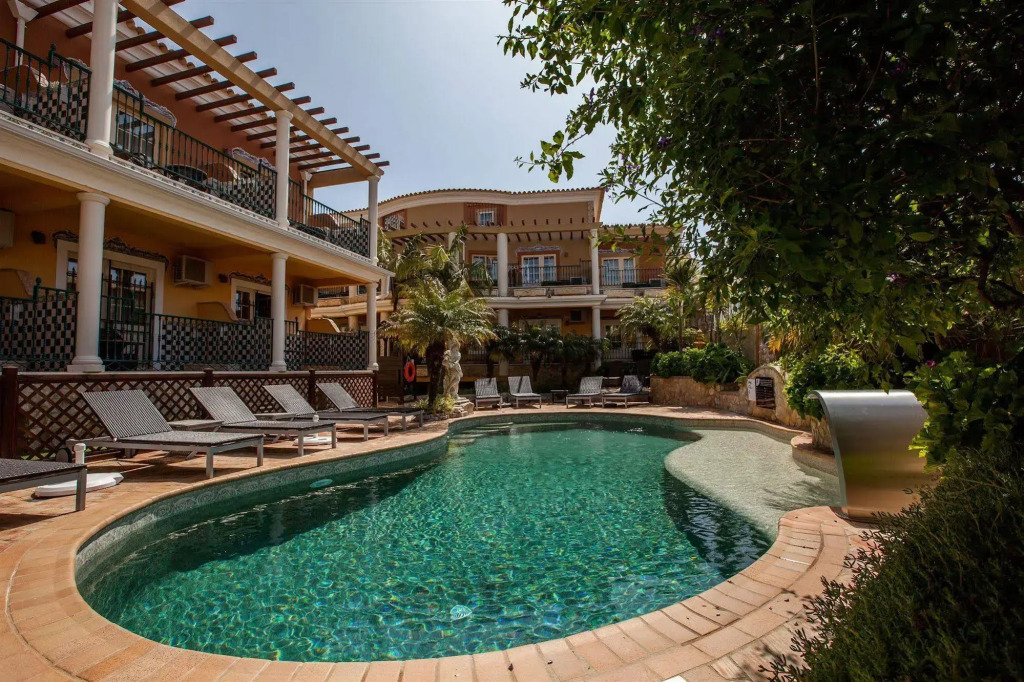 Charming Residence & Guest House Dom Manuel I Adults only