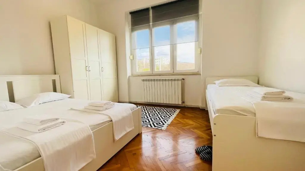 Apartment Reful