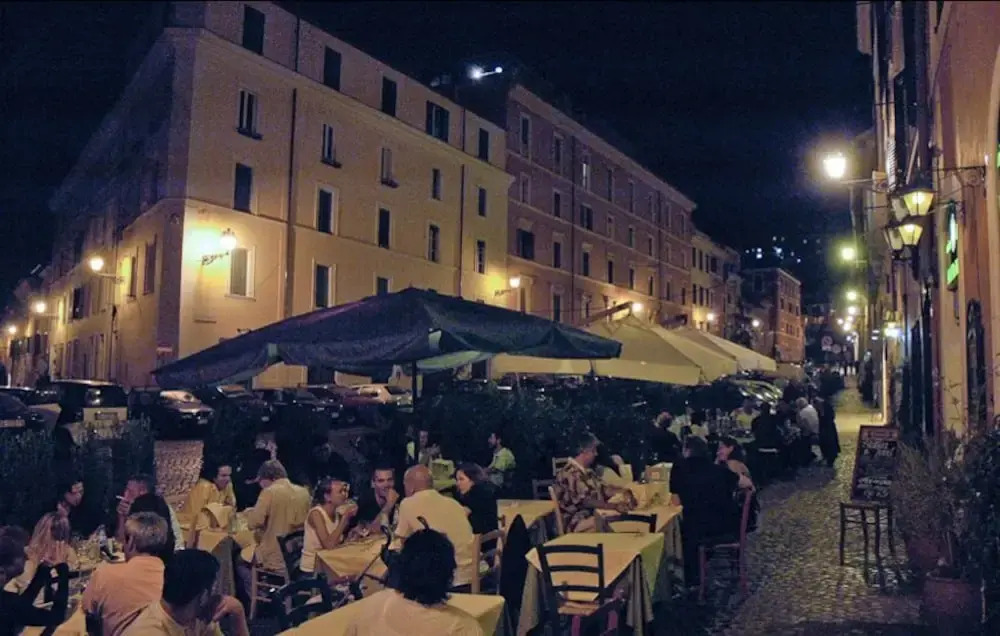 Old Center of Rome Charming Fully Equipped Walking Distance to all Main Spots