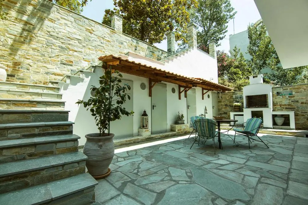 Menexe Apartments-Kelyfos