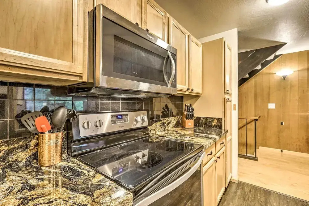 Kings Beach Condo w/ Pool Access: Near Lake Tahoe!