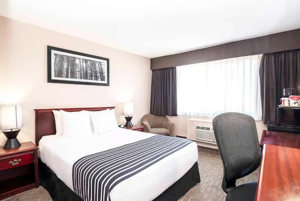 Sandman Inn Smithers