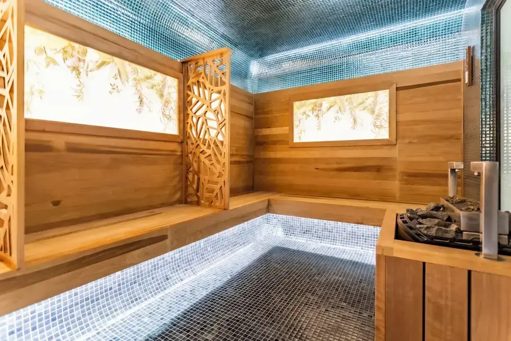 Natura All Seasons Boutique Hotel