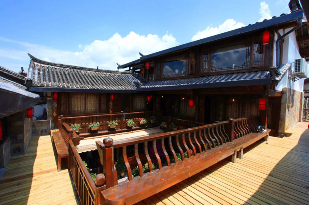 Lijiang Xueshanyu Inn