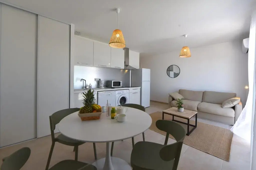 Residence Marina di Bravone - appartement 8 personnes RDC N3-4