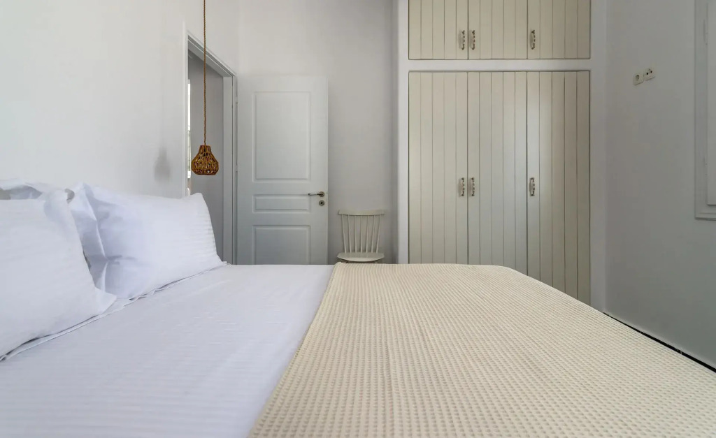 Michalakis Seaside Suites