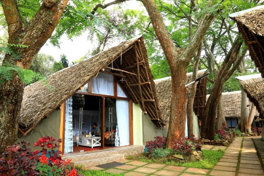 The Giraffe Cottages Restaurant and Bar