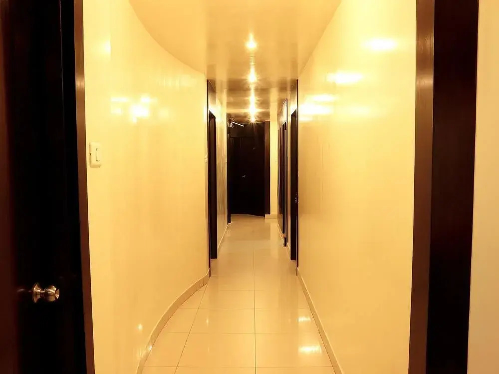 OYO 2417 Hotel Allenby Inn